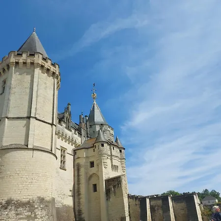 A L'étage D'une Maison Avec Entrée Commune Comprenant Avec Un Grand Lit , D'enfant Et Un Clic-clac Dans La Piece De Vie Apartamento