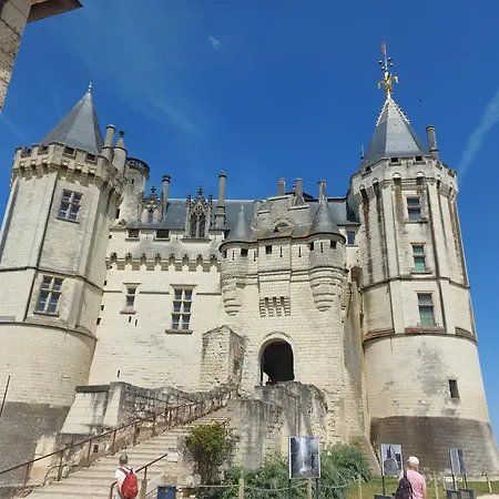 Apartamento A L'étage D'une Maison Avec Entrée Commune Comprenant Avec Un Grand Lit , D'enfant Et Un Clic-clac Dans La Piece De Vie