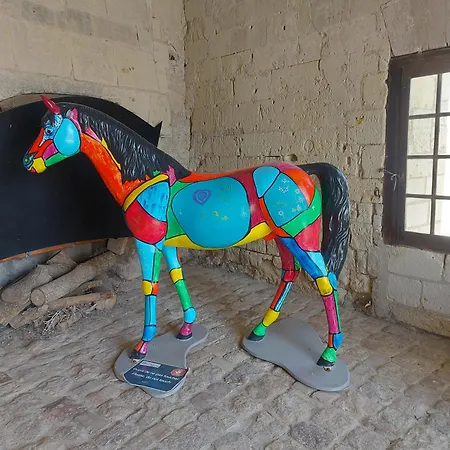 A L'etage D'une Maison Avec Entree Commune Comprenant Avec Un Grand Lit , D'enfant Et Un Clic-clac Dans La Piece De Vie Bazouges-sur-le-Loir